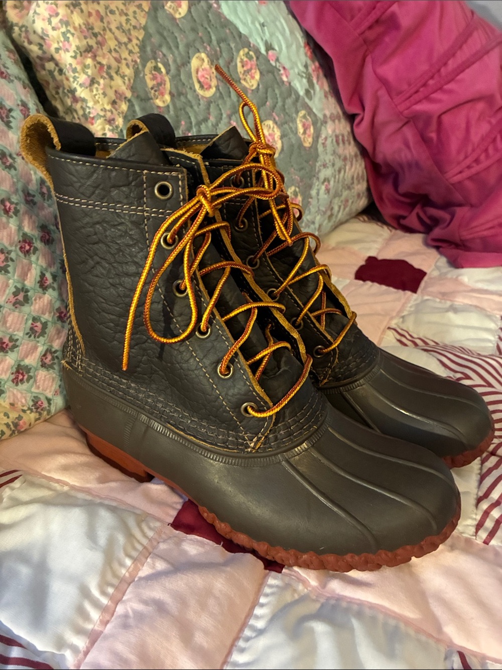 Vintage LL Bean Bean Boots Duck Boots with Tan Laces Sz 7